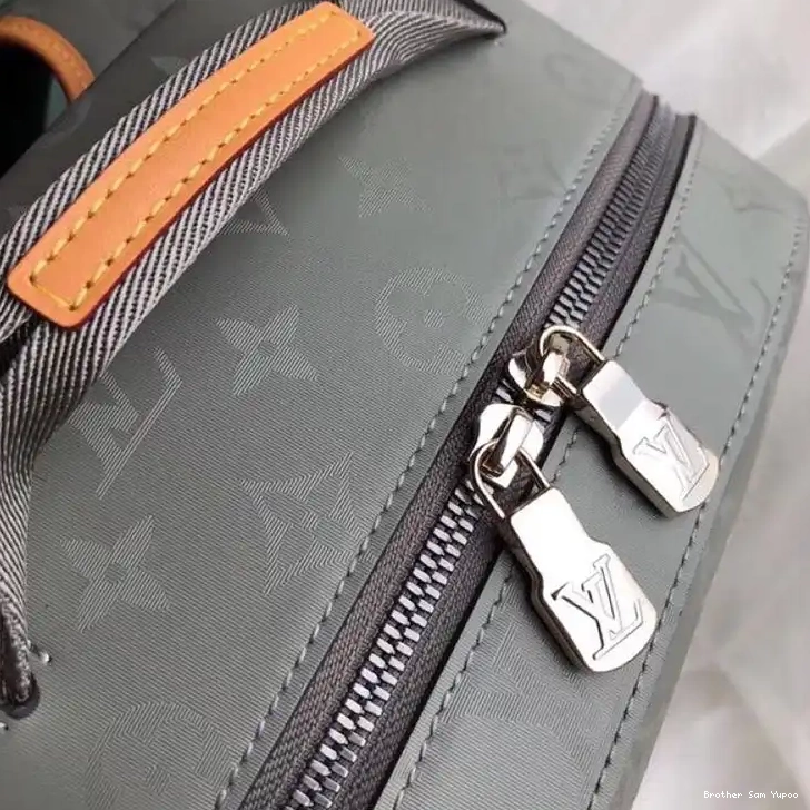Brother Sam Yupoo 19T1L0644 Bags LV 0323